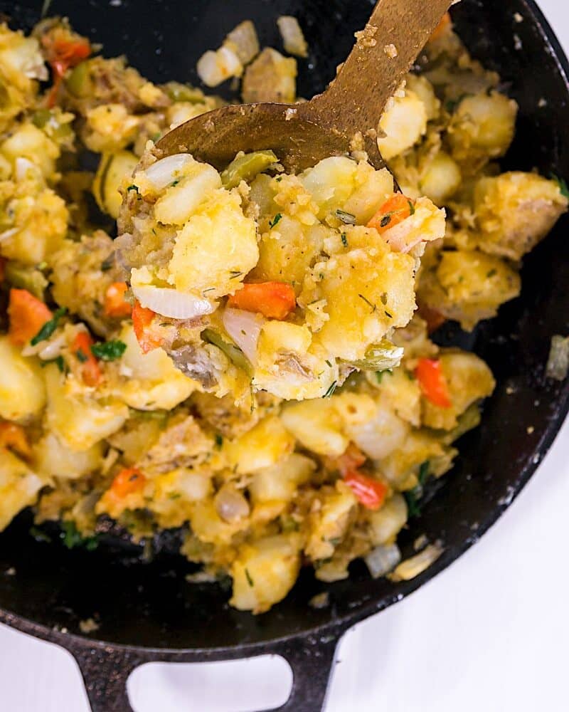 Cast-Iron Breakfast Potatoes Skillet Recipe