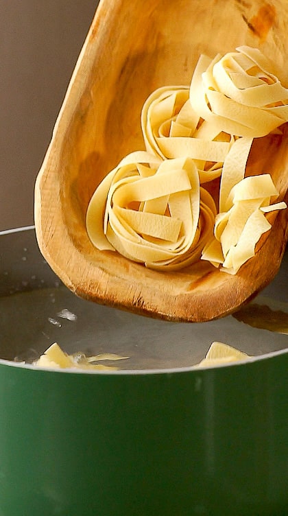 how to make vegan pesto