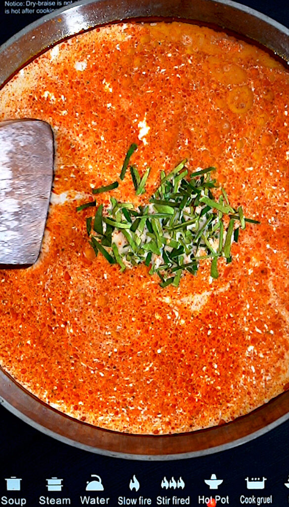 how to make red curry